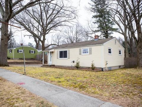 591 Plumtree Rd, Springfield, MA 01118 photo 2