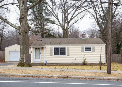 591 Plumtree Rd, Springfield, MA 01118 photo 1