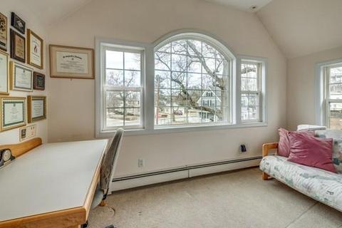 129 Bancroft Ave, Reading, MA 01867 photo 5