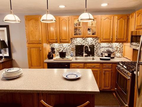 49 Earle St #C, Fall River, MA 02723 photo 4