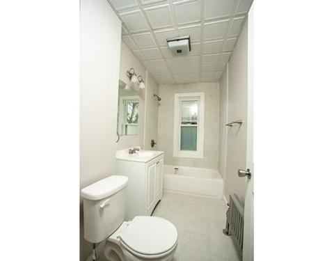 24 Ferry St, Chicopee, MA 01013 photo 6
