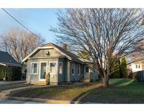 24 Ferry St, Chicopee, MA 01013 photo 1