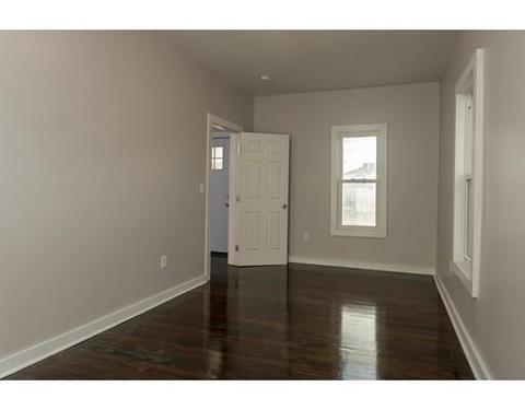 24 Ferry St, Chicopee, MA 01013 photo 9