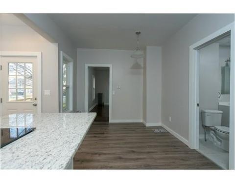 24 Ferry St, Chicopee, MA 01013 photo 5