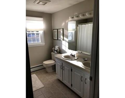 8 Brookside Ct, Methuen, MA 01844 photo 11