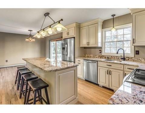30 Dodge St, Gloucester, MA 01930 photo 4