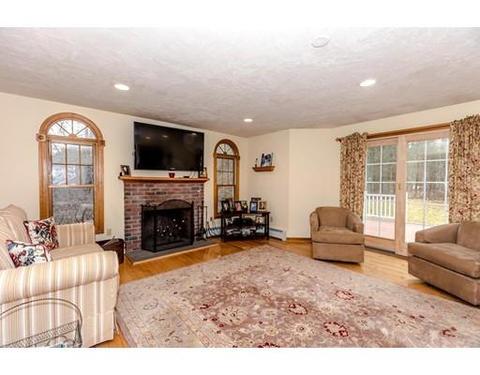 511 Potter Rd, Framingham, MA 01701 photo 5