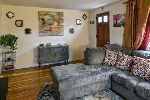 7 Champlain Rd, Salem, MA 01970 photo 6