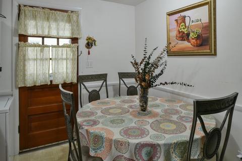 7 Champlain Rd, Salem, MA 01970 photo 9
