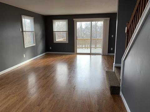 13 Ledgecrest Dr, Worcester, MA 01603 photo 4
