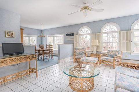 81 Bay Ln, Barnstable, MA 02632 photo 2