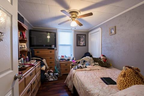 21 Roosevelt St, Fall River, MA 02724 photo 6