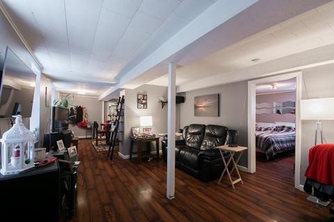 21 Roosevelt St, Fall River, MA 02724 photo 4