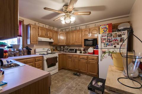 21 Roosevelt St, Fall River, MA 02724 photo 9