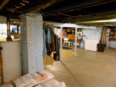 68 Beauchamp, Springfield, MA 01107 photo 25