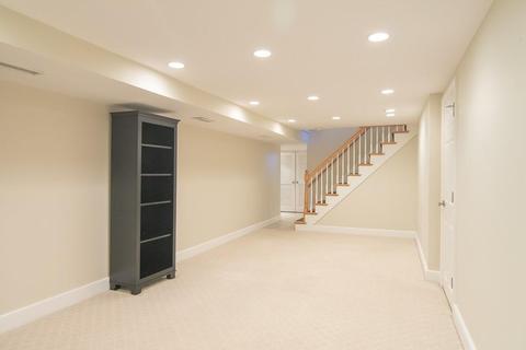 103 Jersey St, Marblehead, MA 01945 photo 13