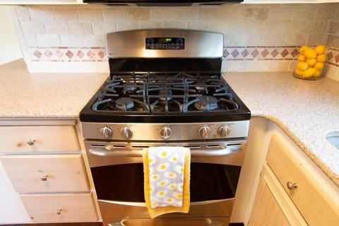 103 Jersey St, Marblehead, MA 01945 photo 6