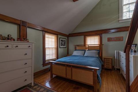 8 Middle, Northampton, MA 01062 photo 19