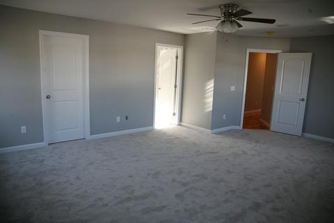 218 Naismith St, Springfield, MA 01104 photo 18