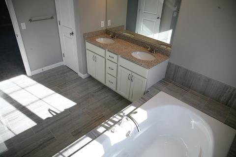 218 Naismith St, Springfield, MA 01104 photo 23