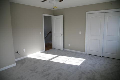 218 Naismith St, Springfield, MA 01104 photo 14