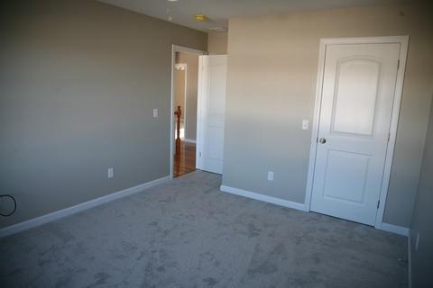 218 Naismith St, Springfield, MA 01104 photo 16