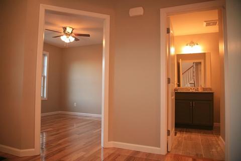 224 Naismith St, Springfield, MA 01104 photo 6