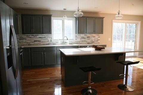 224 Naismith St, Springfield, MA 01104 photo 3
