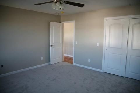 224 Naismith St, Springfield, MA 01104 photo 14
