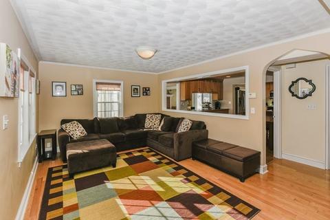1 Cedarcrest Rd, Canton, MA 02021 photo 4