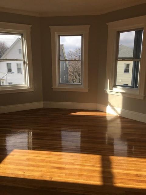 46 Everard St, Worcester, MA 01605 photo 4