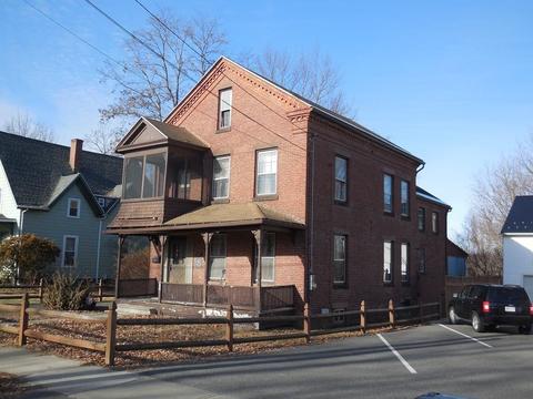 135 Main St, Easthampton, MA 01027 photo 2