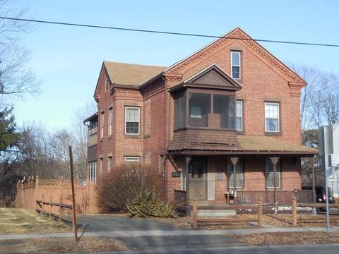 135 Main St, Easthampton, MA 01027 photo 3