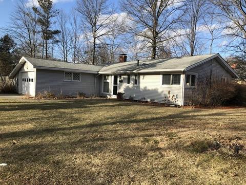 4 Robert Rd, Framingham, MA 01702 photo 2