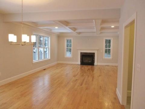140 Jarvis Cir, Needham, MA 02492 photo 4