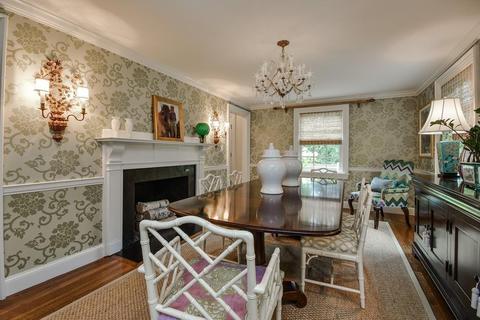 23 Bogle St, Weston, MA 02493 photo 4