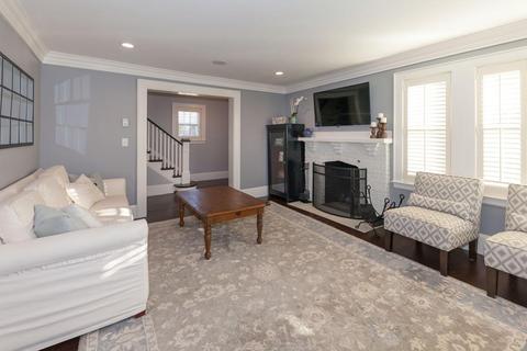 39 Rangeley Rd, Newton, MA 02465 photo 6