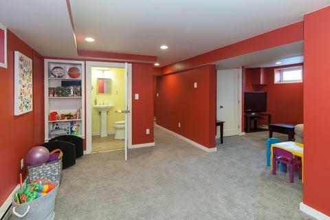 39 Rangeley Rd, Newton, MA 02465 photo 12