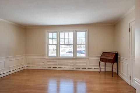 30 E Main St #9, Georgetown, MA 01833 photo 3