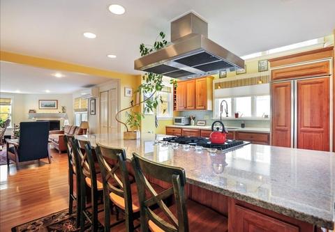 3 Crowes Ln, Hingham, MA 02043 photo 5