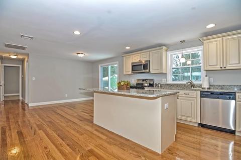 25 Edith Rd, Framingham, MA 01701 photo 4