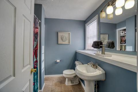 33 First St, Worcester, MA 01602 photo 9