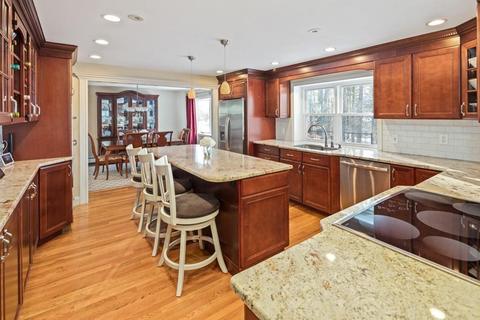 15 Harvest Ln, Hingham, MA 02043 photo 4