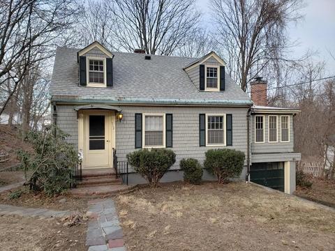 512 Summer Ave, Reading, MA 01867 photo 1
