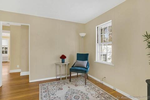 512 Summer Ave, Reading, MA 01867 photo 17