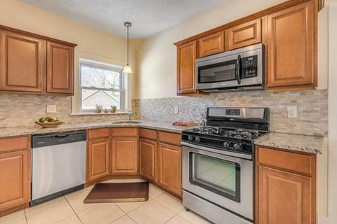 5 Winthrop St, Stoneham, MA 02180 photo 15