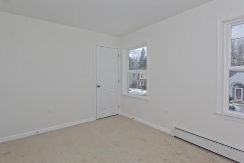 95 Covington St, Springfield, MA 01119 photo 24