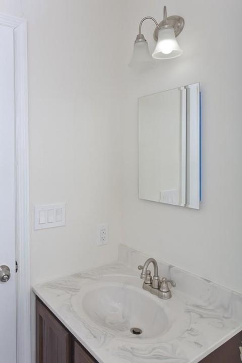 95 Covington St, Springfield, MA 01119 photo 21