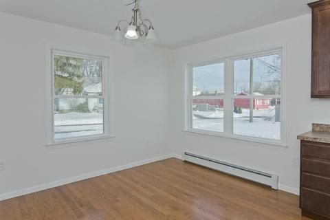 95 Covington St, Springfield, MA 01119 photo 12