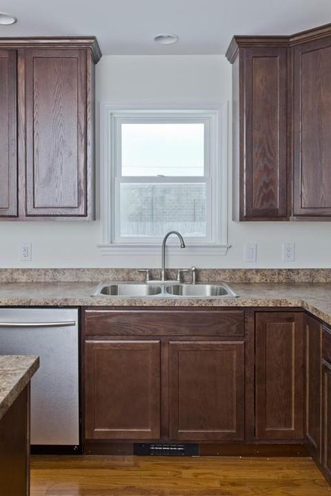 95 Covington St, Springfield, MA 01119 photo 17